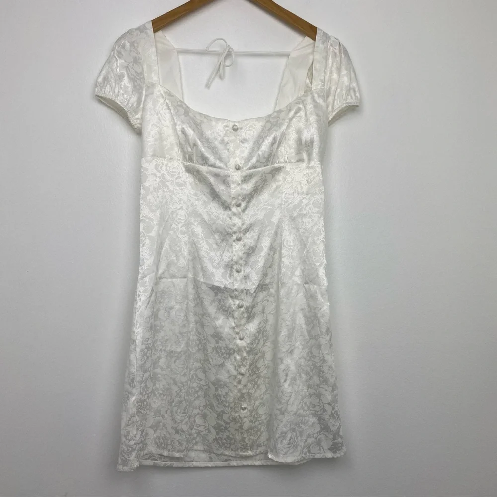 Princess Polly Tyra Mini Dress Sz 6 White Short Sleeve Bridal Bride Graduation - Picture 3 of 11